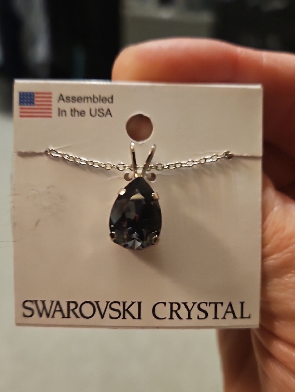 Teardrop Pendant Necklace - Black